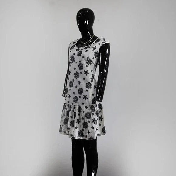 Karen Millen | Dresses | Chic Karen Millen Floral Print Dropwaist Mini Dress  | Poshmark